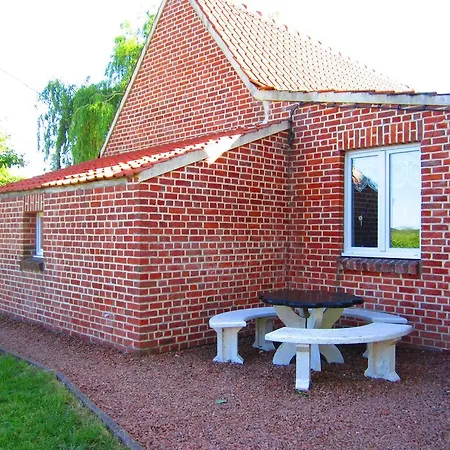 Holiday home Gite Marais Atypique Clairmarais